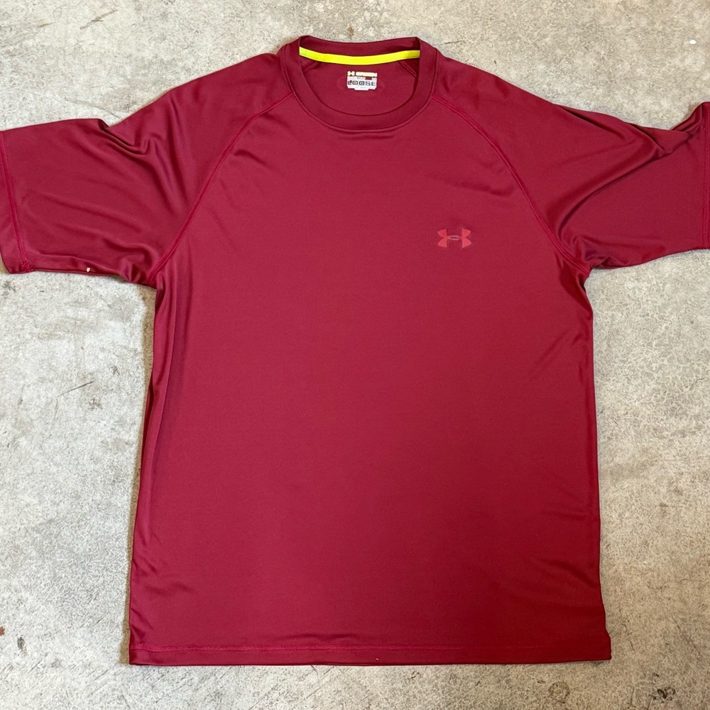 Under Armour Heat Gear Loose Fit T-Shirt - Maroon - Large